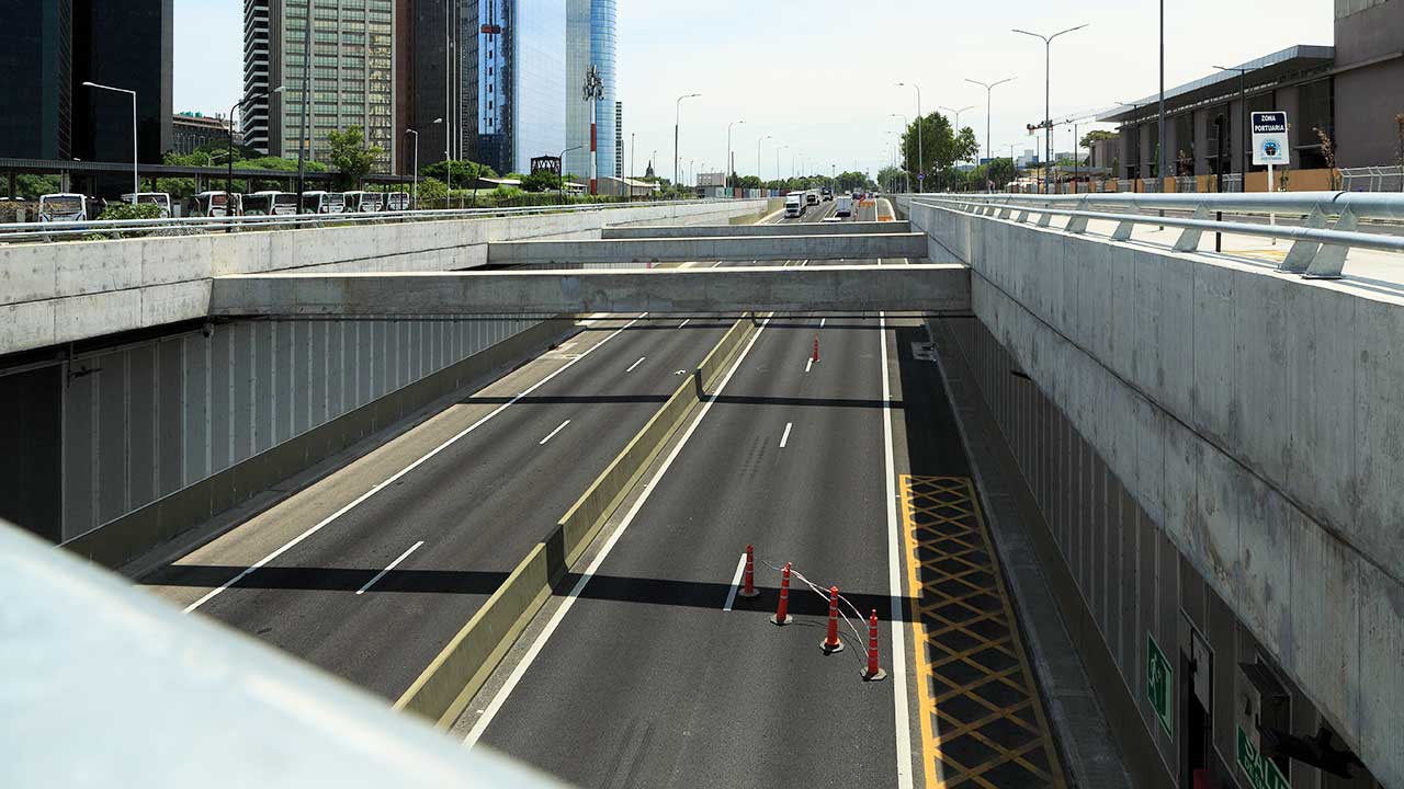 Puente Paseo del Bajo - Pilares Ingeniería